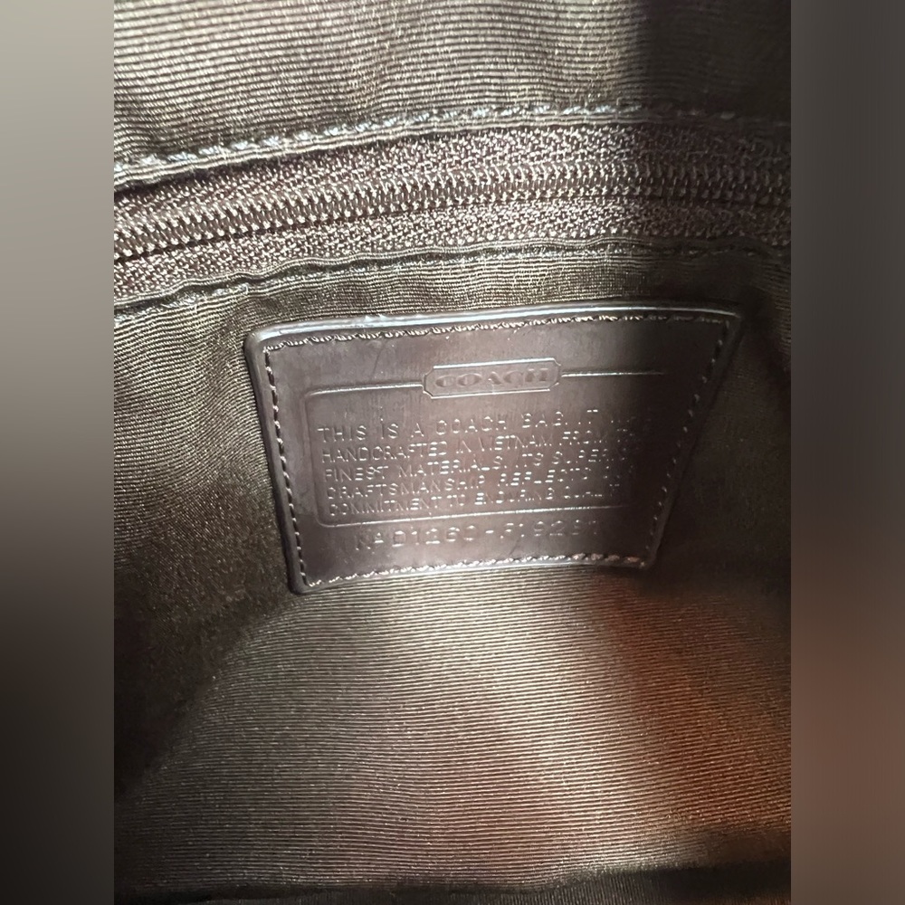 Authentic Coach bag - Picture 10 of 15